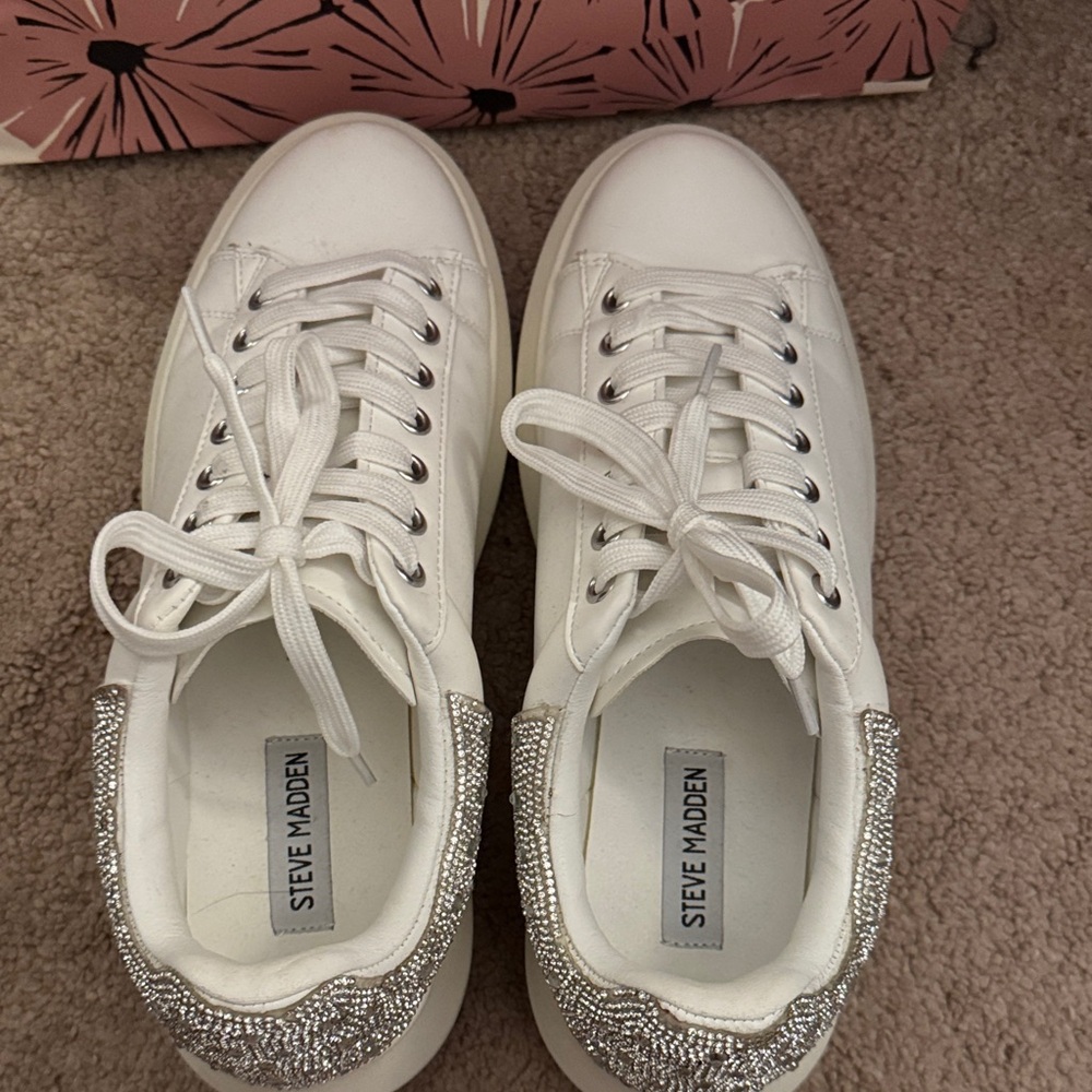 Steve Madden White and Silver Women's Sneakers